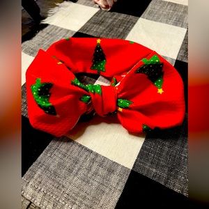 Christmas tree bow